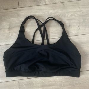 Black lululemon energy bra